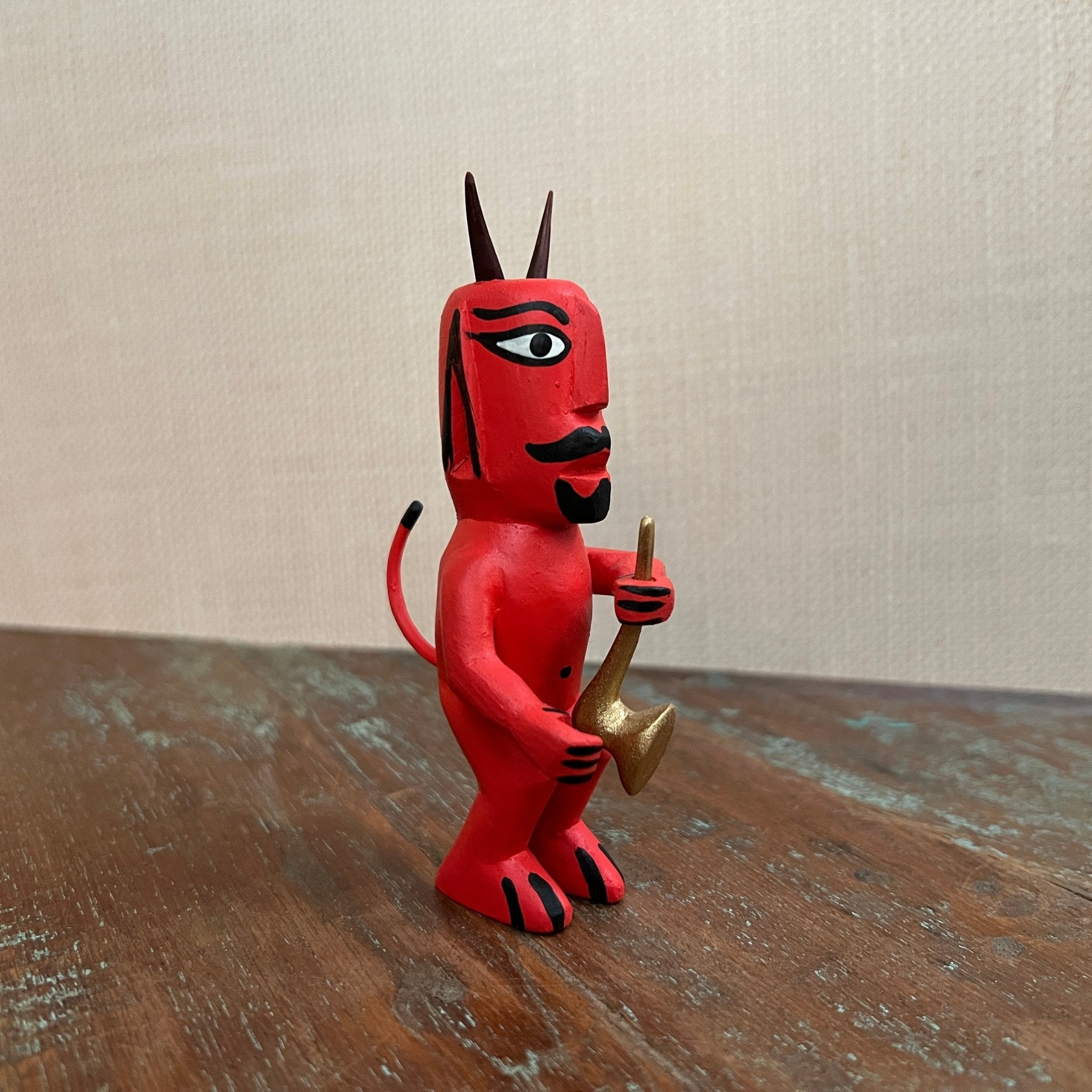 The Saxophonist // Single cedar figurine - MDRNX